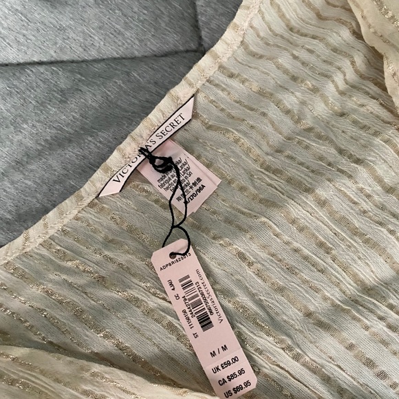 Victoria's Secret romper - Picture 3 of 3